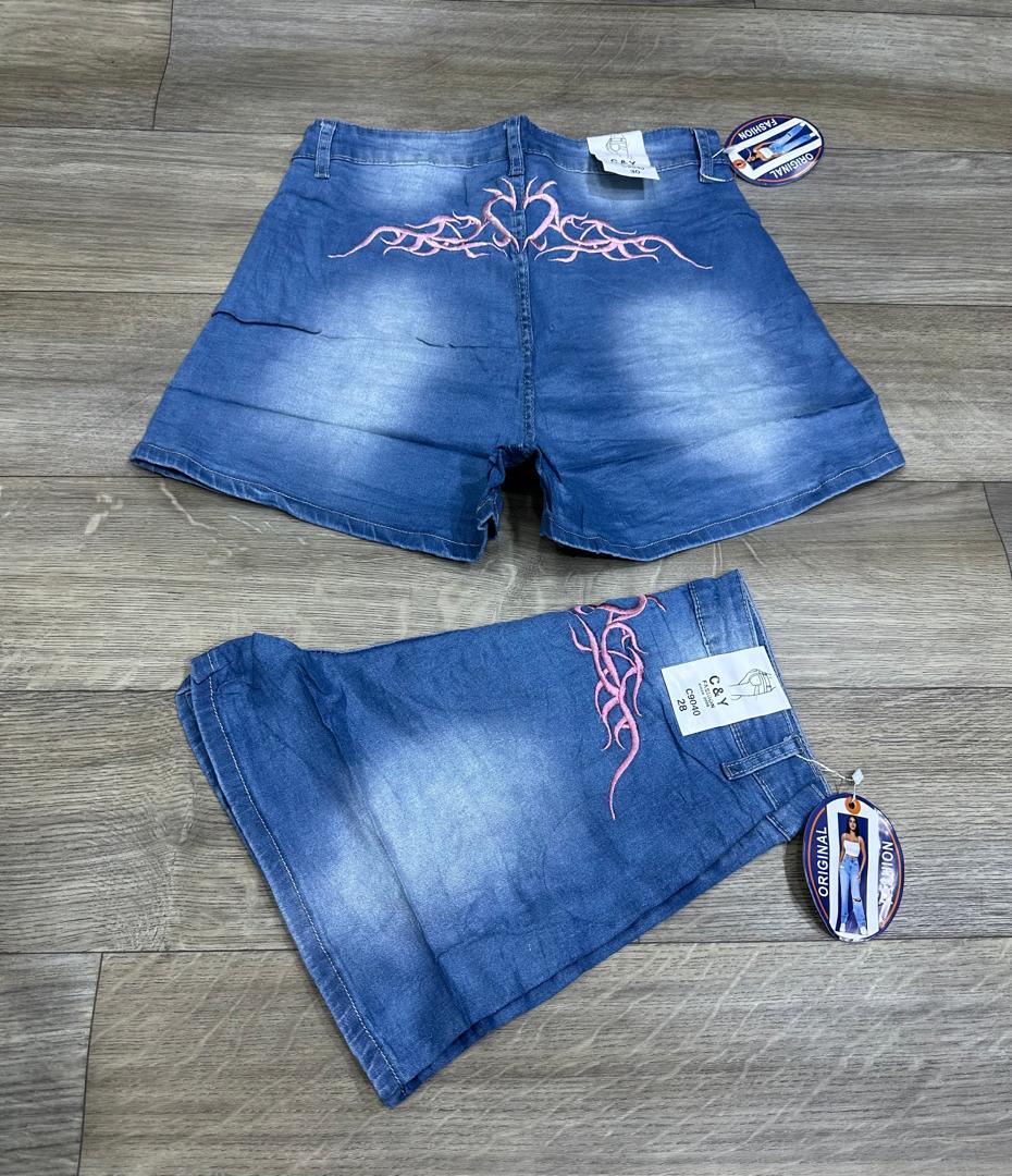 Foreign jeans bum shorts